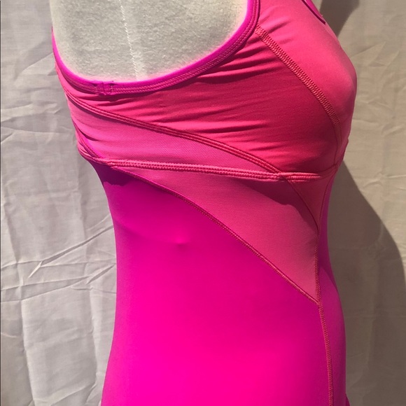 Lululemon top. Size 4. - Picture 2 of 7